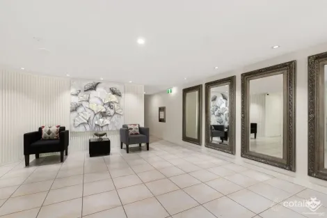 Property photo of 15 Goodwin Street Kangaroo Point QLD 4169