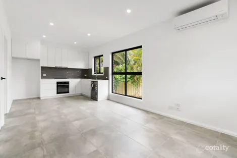 31a Greenfield Rd, Greenfield Park, NSW 2176
