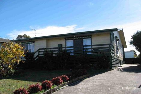 Property photo of 4 Christopher Court Lakes Entrance VIC 3909