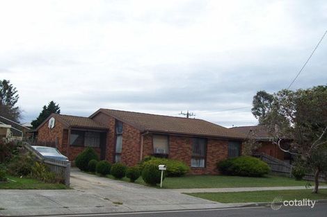 Property photo of 2 Hedley Place Hampton Park VIC 3976