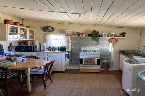 Property photo of 23 Thomas Street Blackstone QLD 4304