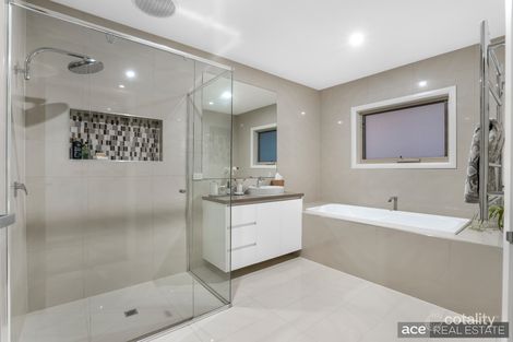 Property photo of 18 Toddington Avenue Williams Landing VIC 3027