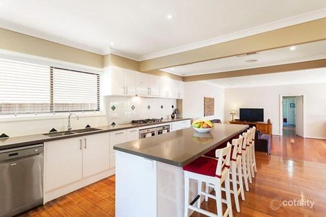 Property photo of 18 Bridges Avenue Edithvale VIC 3196