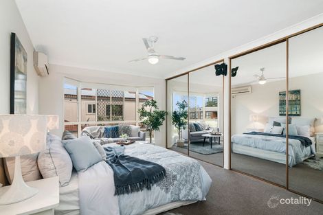 1/32 Broad St, Labrador, QLD 4215