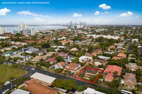 Property photo of 1/32 Broad Street Labrador QLD 4215