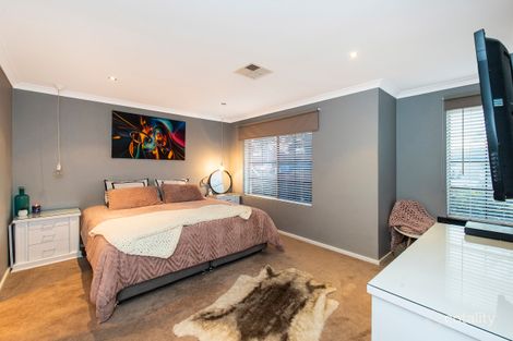 Property photo of 18 Kentia Close Warnbro WA 6169
