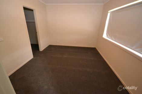 Property photo of 77 Sherrington Grange Derrimut VIC 3026