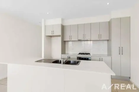 Property photo of 4/37 Sylvan Grove Pascoe Vale VIC 3044