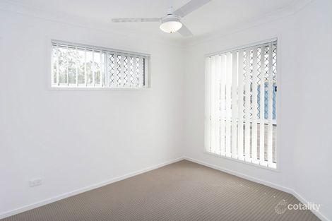 Property photo of 1 Rickard Close Pimpama QLD 4209
