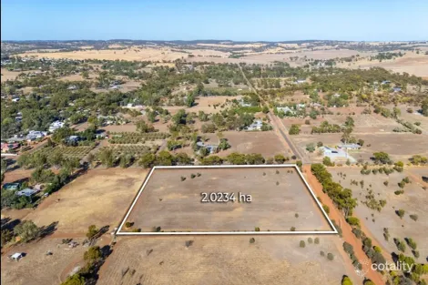 Property photo of 8 Carter Road York WA 6302