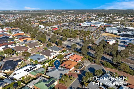 Property photo of 7 Tree Court Banksia Grove WA 6031