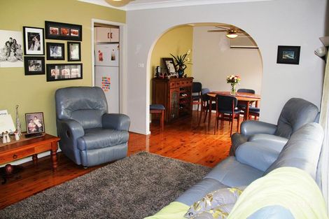 Property photo of 35 Delasala Drive Macquarie Hills NSW 2285