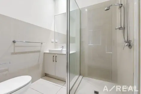 Property photo of 4/37 Sylvan Grove Pascoe Vale VIC 3044