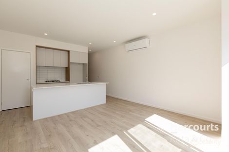 25 Billow Walk, South Morang, VIC 3752