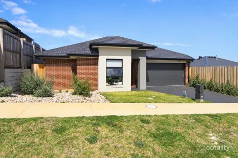 Property photo of 12 Silvertop Street Lucknow VIC 3875