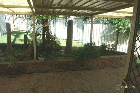 Property photo of 2/2 Lipton Close Woodrising NSW 2284