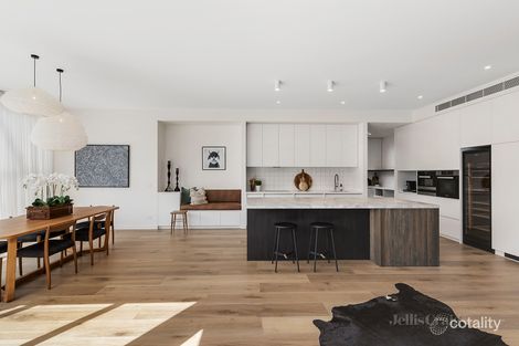 Property photo of 1 Central Park Road Malvern East VIC 3145