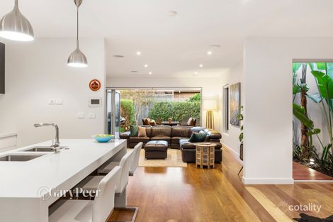 Property photo of 9B Woodville Avenue Glen Huntly VIC 3163