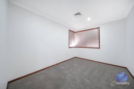 Property photo of 3 Lowe Crescent Elderslie NSW 2570