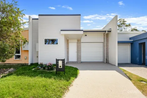 37 Aurora Rd, Tannum Sands, QLD 4680