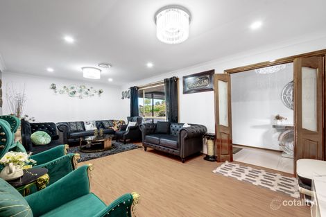 Property photo of 7 Greco Place Rosemeadow NSW 2560