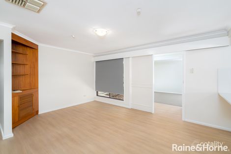 Property photo of 4 Nandina Avenue Lake Albert NSW 2650