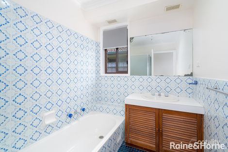 Property photo of 4 Nandina Avenue Lake Albert NSW 2650