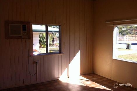 Property photo of 32 Brisbane Street Barney Point QLD 4680