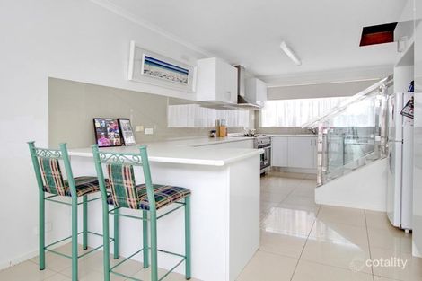 Property photo of 1/127 Beach Street Frankston VIC 3199
