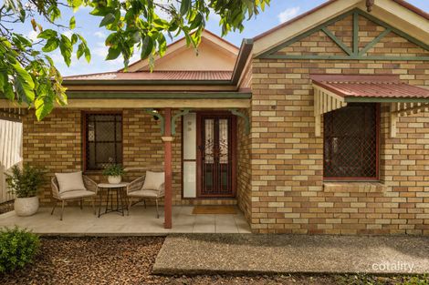 Property photo of 17 Orchard Crescent Springfield Lakes QLD 4300