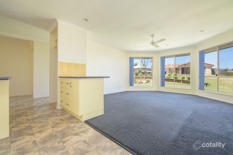 Property photo of 17 Jarrah Drive Boyne Island QLD 4680