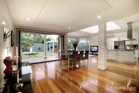 Property photo of 17 Barnsbury Road Deepdene VIC 3103