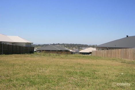 42 Cockatoo Rdge, Aberglasslyn, NSW 2320