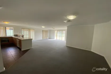 Property photo of 35 Blue Mountain Link Merriwa WA 6030