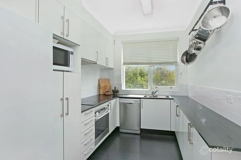 Property photo of 15/4-5 Kempsey Close Dee Why NSW 2099