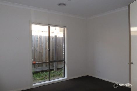 Property photo of 8 Morfesse Street South Morang VIC 3752