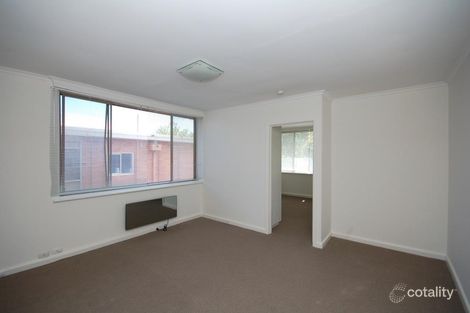 Property photo of 11/18 Westbury Grove St Kilda East VIC 3183