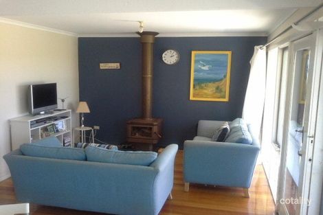 Property photo of 39 Main Road Seaspray VIC 3851