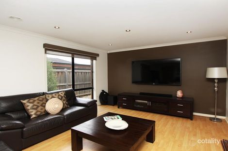 Property photo of 4 Azure Drive Tarneit VIC 3029