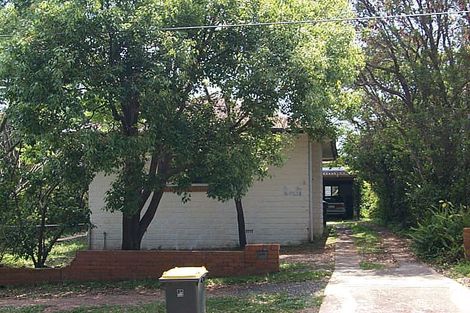 33 Upland Rd, St Lucia, QLD 4067