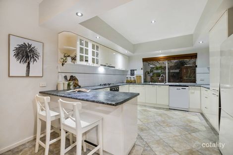 Property photo of 2 June Place Aspendale Gardens VIC 3195