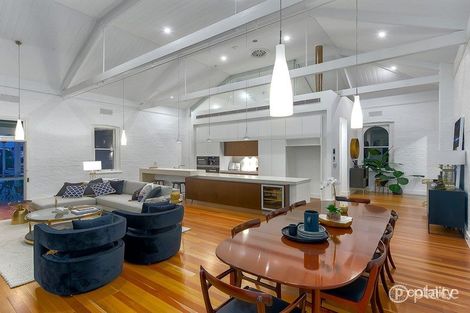 Property photo of 10/110 Main Street Kangaroo Point QLD 4169