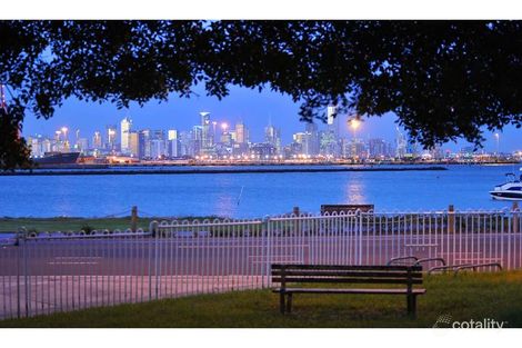 Property photo of 2/33 The Strand Williamstown VIC 3016