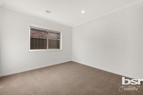 Property photo of 65 Eaglemont Drive Strathtulloh VIC 3338