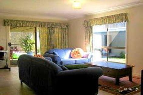 Property photo of 21 Dobell Place Lloyd NSW 2650