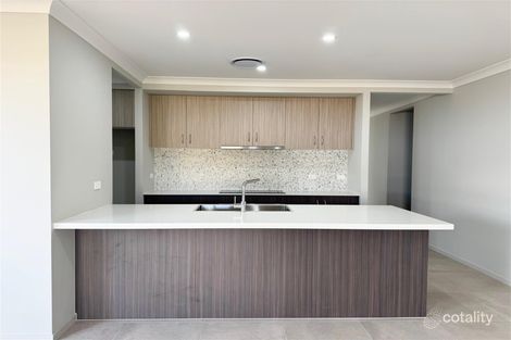 26 Ferris Ave, Park Ridge, QLD 4125