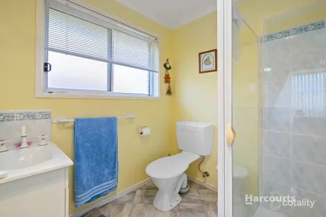 Property photo of 21 Seabreeze Avenue Sulphur Creek TAS 7316