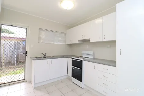 4/2 Daphne Ave, Mornington, QLD 4825