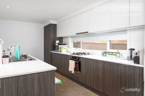 Property photo of 6 Park Place Lloyd NSW 2650