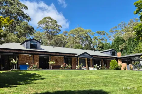 Property photo of 22 Kimberley Drive Bowral NSW 2576